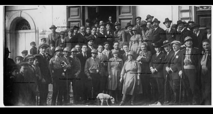 Rara foto, Polistena anni venti del ‘900, consegna degli attestati ai vincitori della prima guerra mondiale.